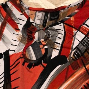 🎨New Direction🎨Abstract Print (Sz 1X) Keyhole Front 94% Polyester 6% spandex